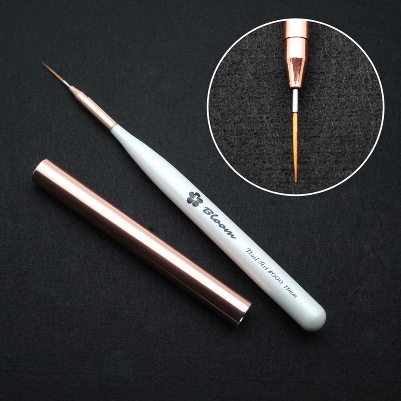 Bloom кисть для маникюра Страйпер №00 11мм